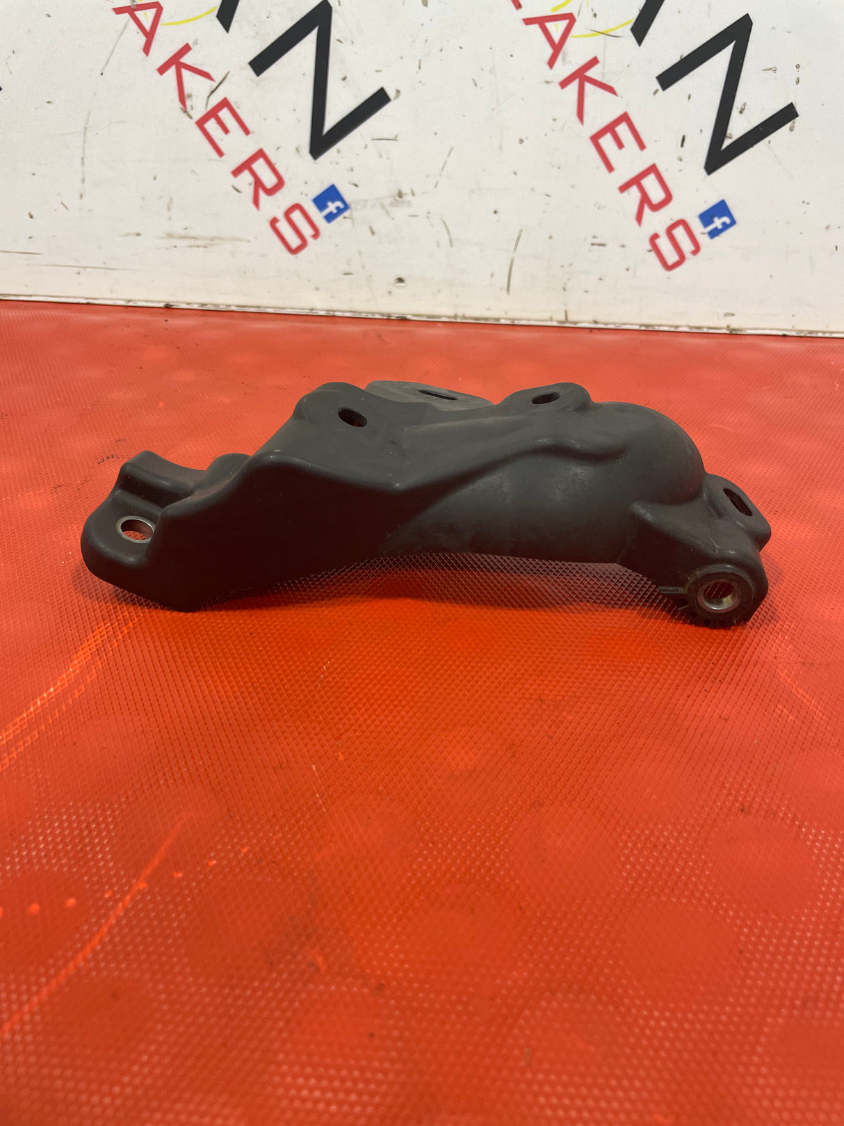 Peugeot Partner Citroen Berlingo WATER PUMP COVER 1.5 2019 - 2023  P/N 9814288880