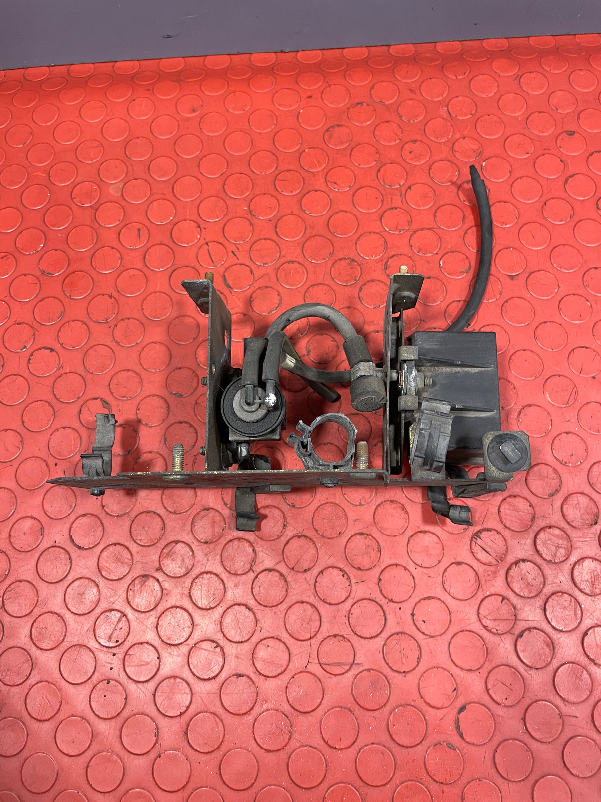 Citroen Relay/Peugeot Boxer/Fiat Ducato SET OF BOSCH VACUUM SOLENOID VALVE & GLOW PLUG RELAY w/ HOUSING 2000-2007 P/N 9628971180 / 9639912580