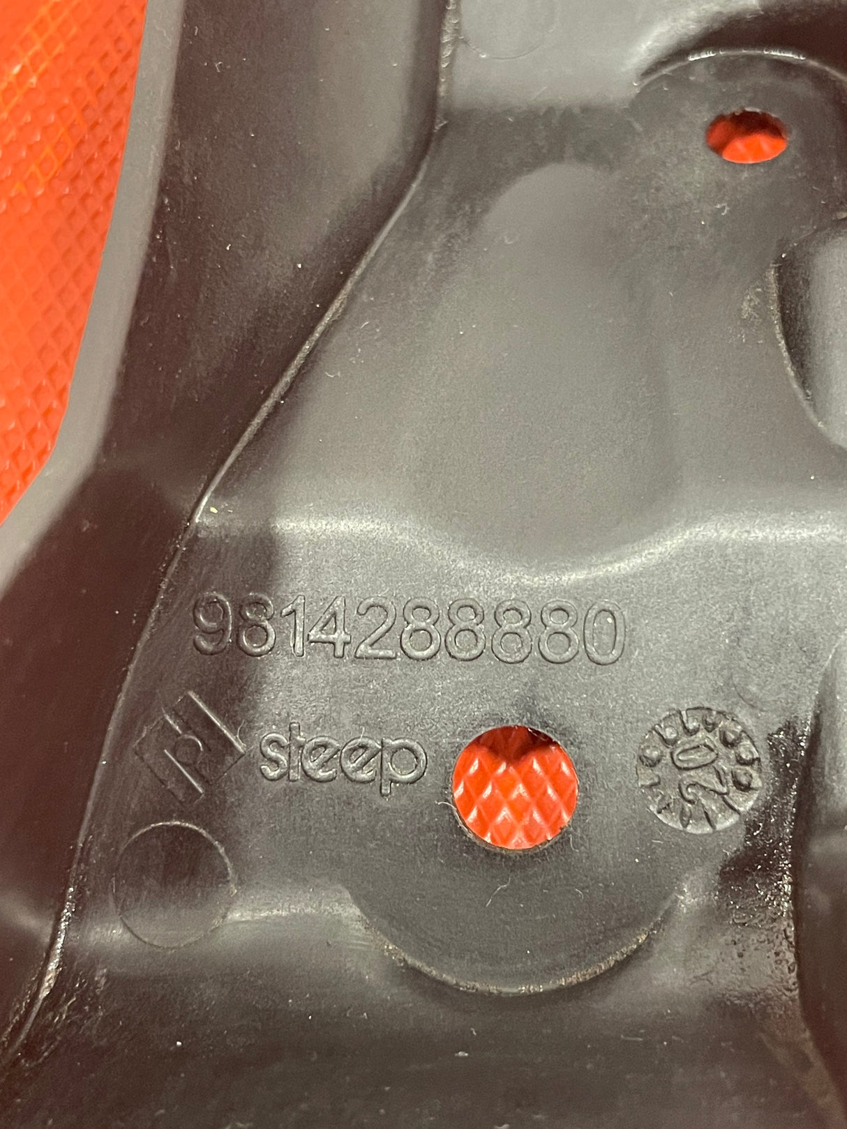 Peugeot Partner Citroen Berlingo WATER PUMP COVER 1.5 2019 - 2023  P/N 9814288880