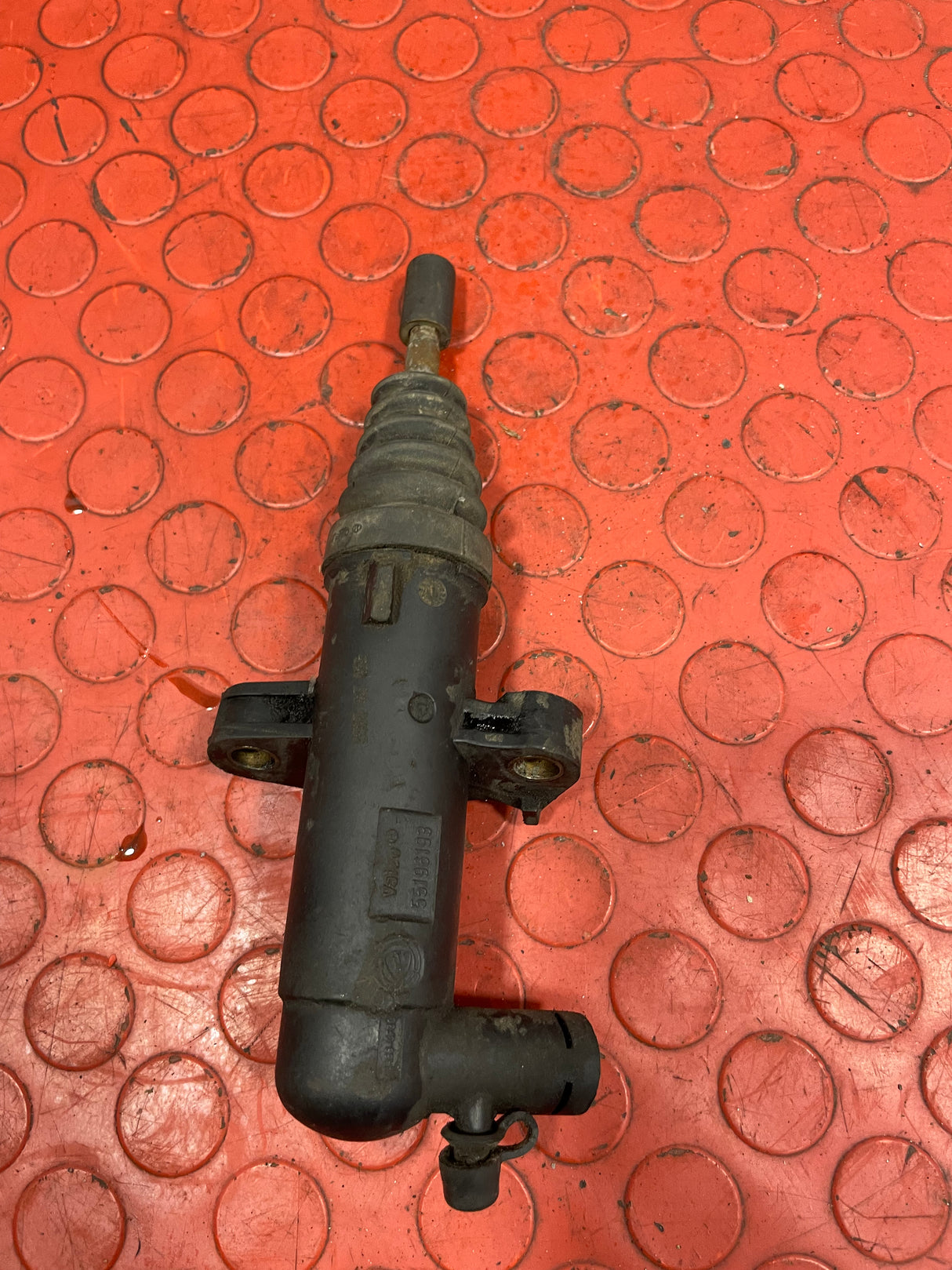 Fiat Ducato/Peugeot Boxer/Citroen Relay CLUTCH MASTER CYLINDER 2008-2016 P/N 55196193