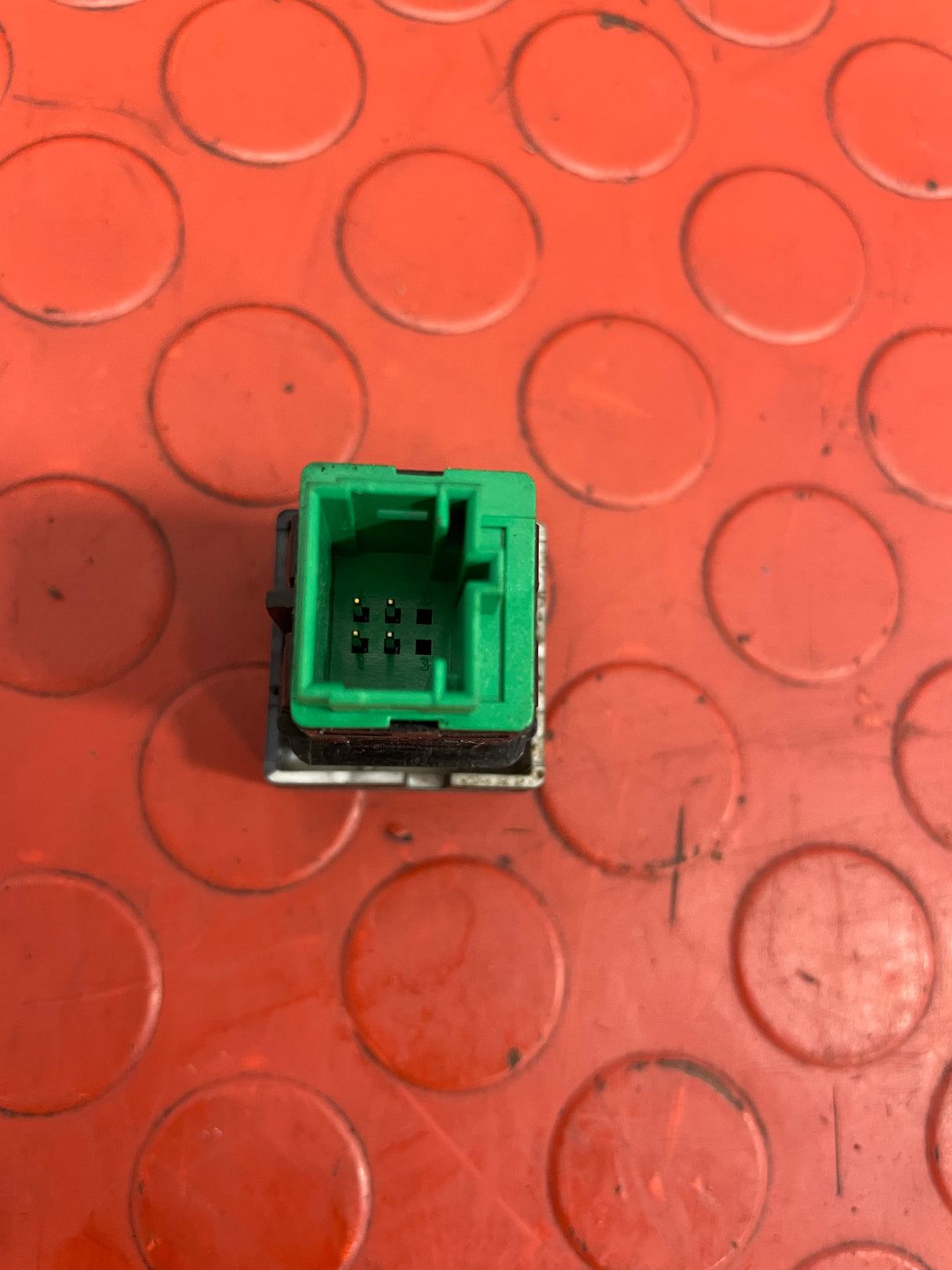 Citroen Berlingo/Peugeot Partner CABIN LOCK SWITCH 2008-2018 P/N 96582880XT