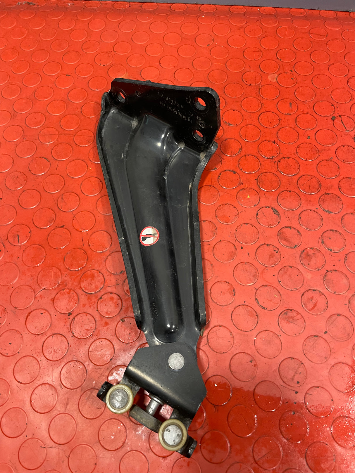 Citroen Berlingo/Peugeot Partner/Vauxhall Combo/Toyota Proace City SLIDING DOOR RUNNER HINGE Passenger's Side P/N 9816965980