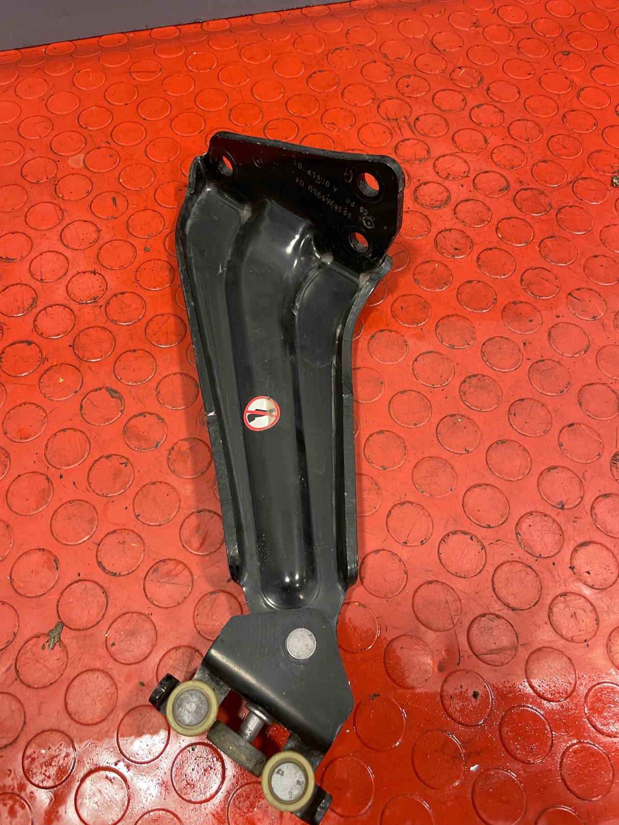 Citroen Berlingo/Peugeot Partner/Vauxhall Combo/Toyota Proace City SLIDING DOOR RUNNER HINGE Passenger's Side P/N 9816965980
