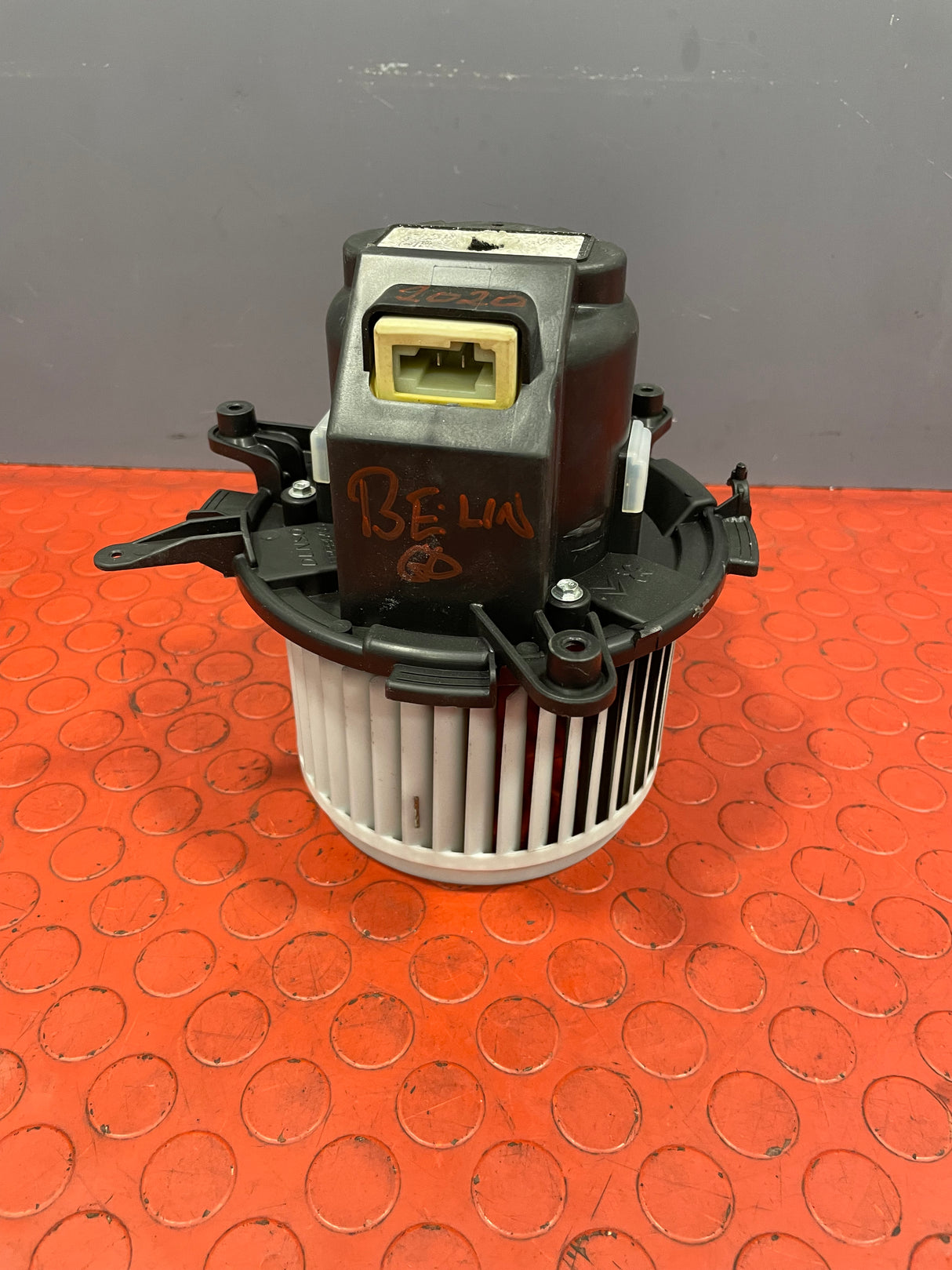 Peugeot Partner/Citroen Berlingo/Vauxhall Combo/Toyota Proace City HEATER BLOWER MOTOR & FAN 2019-2024 P/N 5P1330400