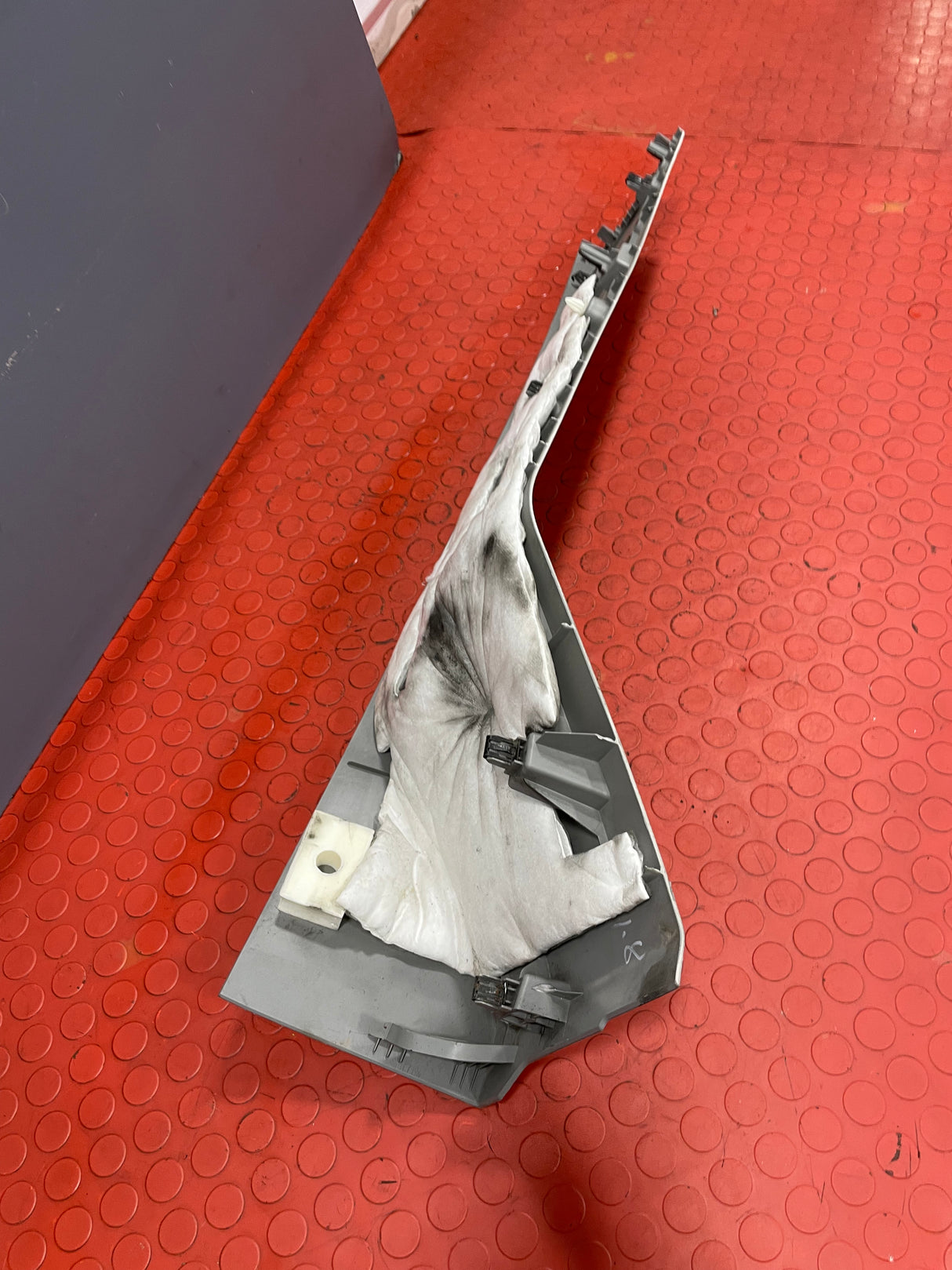 Saic Maxus Deliver 9 B PILLAR LOWER PANEL COVER Left Side 2021-2024 P/N C00130495