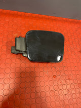 Citroen Dispatch/Peugeot Partner/Vauxhall Vivaro/Toyota Proace/Fiat Scudo FUEL COVER DOOR/FUEL FILLER CAP (BLACK) 2016-2024 P/N 9808725080