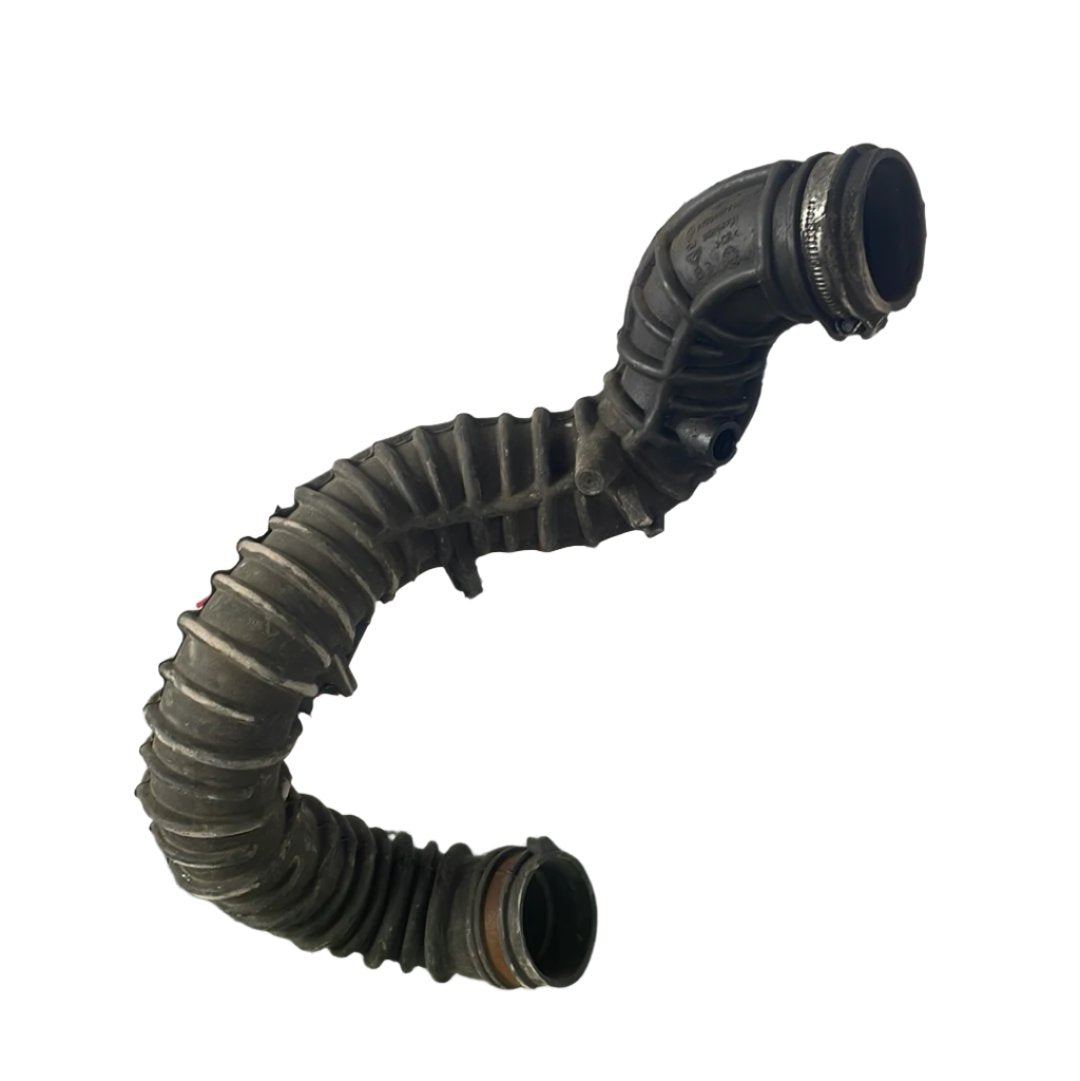 Vauxhall Vivaro/Renault Trafic/Nissan Primastar TURBO AIR INDUCTION PIPE 2.0 2001-2014 P/N 8200607746